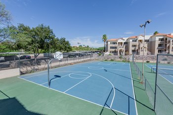 Basketball court | Promontory - Photo Gallery 7