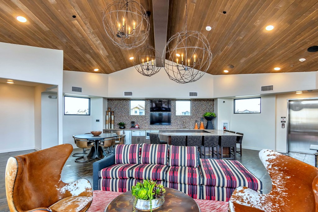 Clubhouseat Homestead Talking Glass, Arizona, 86314