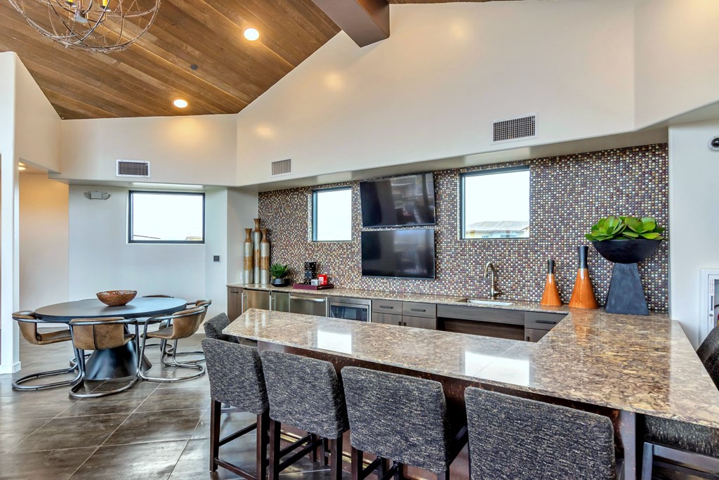 Indoor Loungeat Homestead Talking Glass, Prescott Valley, AZ 86314