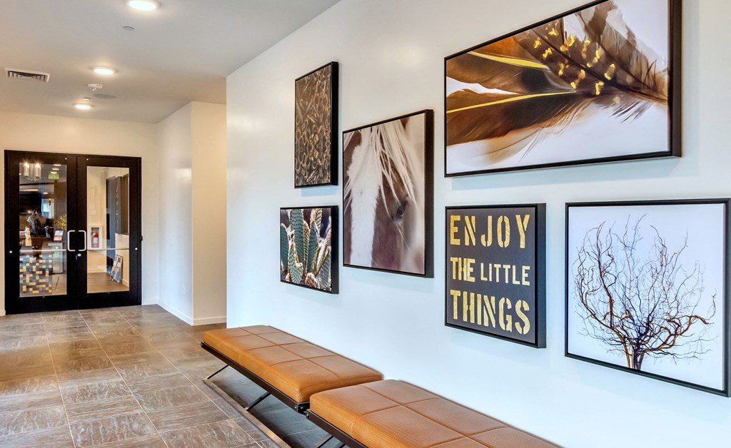 Interiorat Homestead Talking Glass, Prescott Valley, AZ