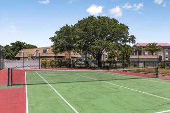 Challenge friends to a match on the community tennis court |Brittany - Photo Gallery 6