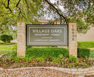 Entrance  to community | Village Oaks