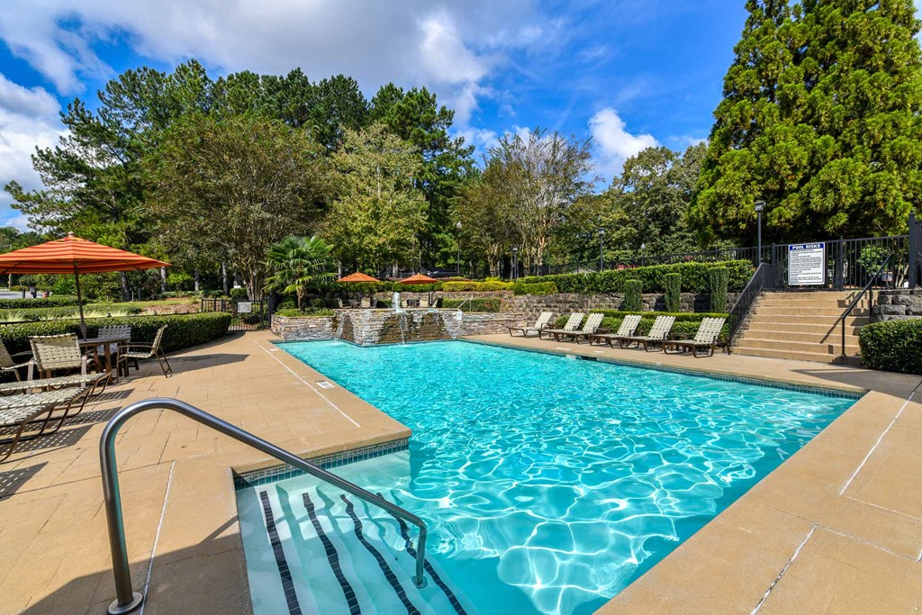 swimming pool at 670 Thornton, Lithia Springs, GA