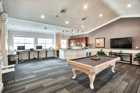 Clubhouse with pool table | Yacht Club