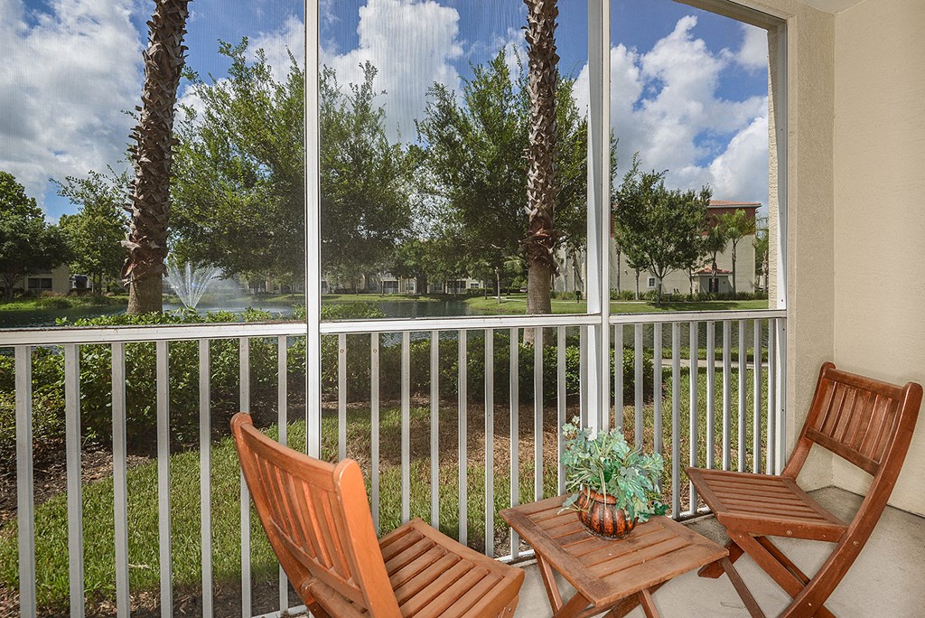 Private screened patio at Yacht Club, Bradenton, FL, 34212