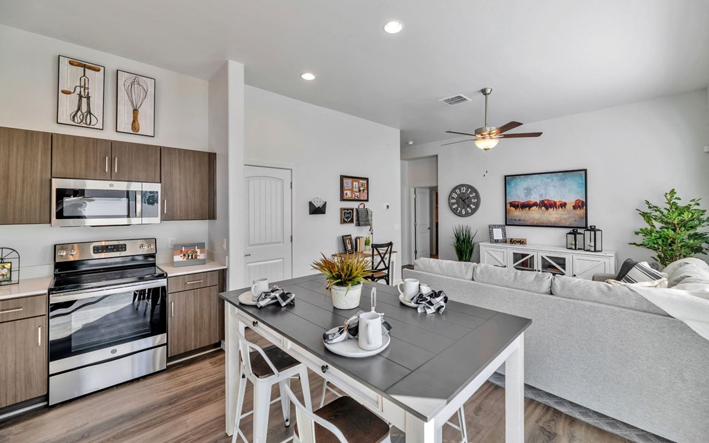 Dining Room at Parke Place, Arizona