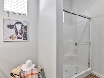 Bathroom Bathroom | Parke Place - Photo Gallery 6
