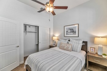 Bedroom | Parke Place - Photo Gallery 3