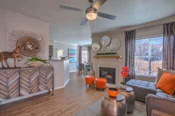 Living room | Altezza High Desert - Photo Gallery 32