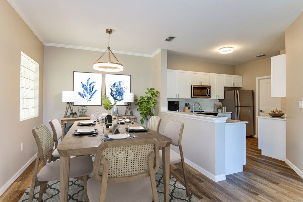 Dining Area at Bay Breeze Villas, Fort Myers, Florida