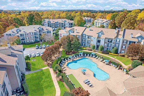 Aerial view of the pool at Thornberry Apartments, Charlotte, North Carolina