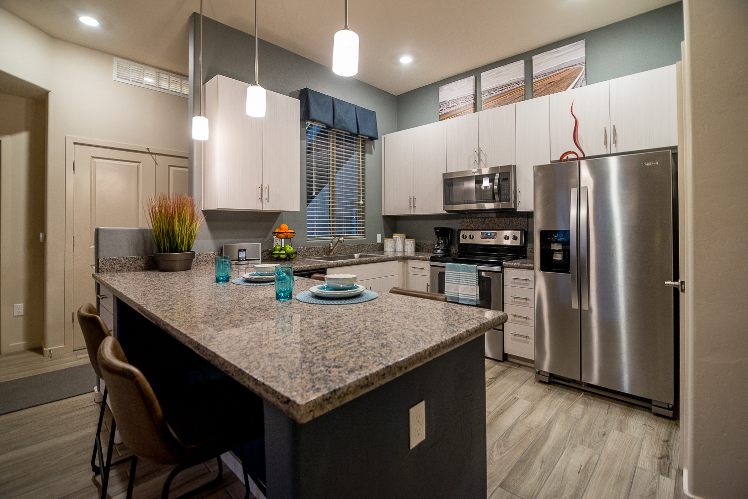 Kitchen with granite countertops at Pima Canyon, Tucson, 85704