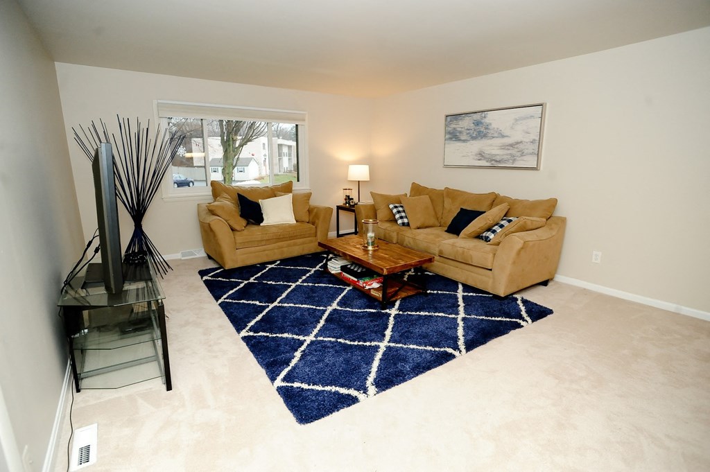 Rose Garden Court Apartments 1 7 Rose Garden Court Latham NY RentCafe