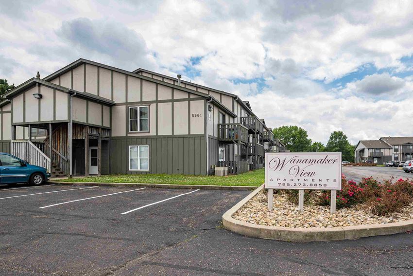 Wanamaker View Apartments, 5991 SW 22nd Park, Topeka, KS RentCafe