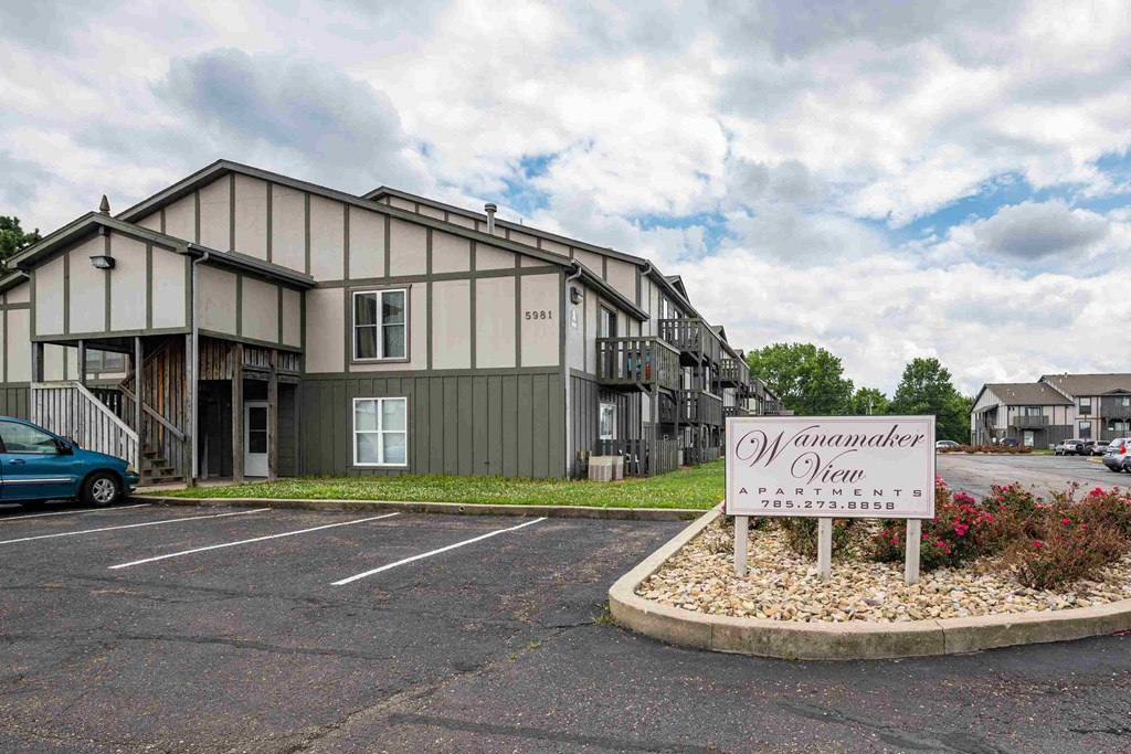 Wanamaker View Apartments, 5991 SW 22nd Park, Topeka, KS RentCafe