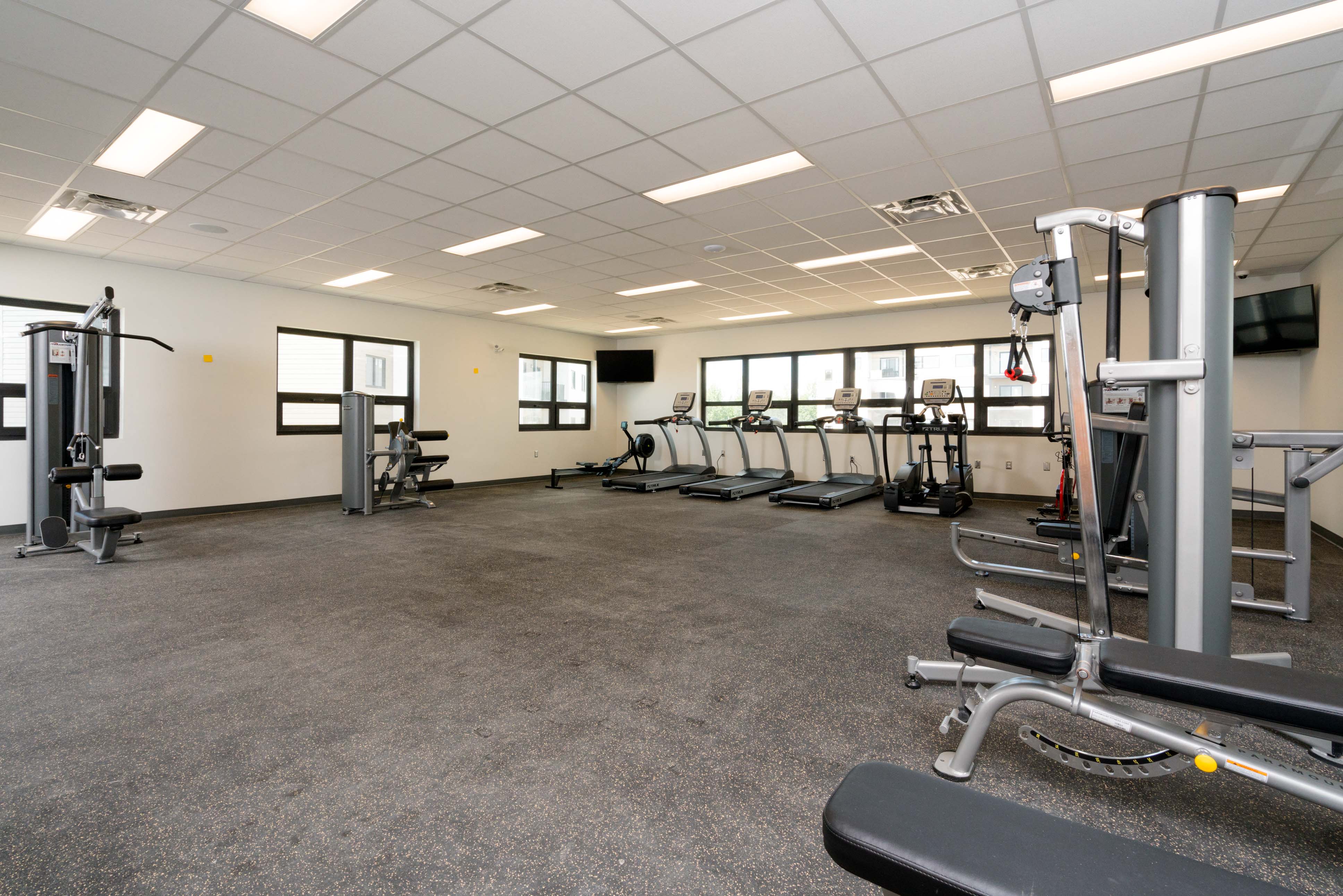 2 bedroom apartment - The Summit at Seasons, Winnipeg - unit 721-303 5