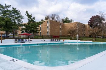 a swimming pool at The Glendale Residence Apartments, Lanham, MD