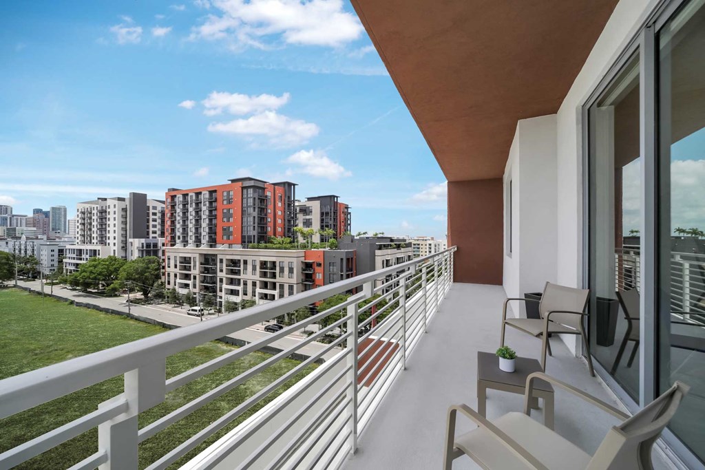 Balcony And Patio at Quantum Apartments, Florida