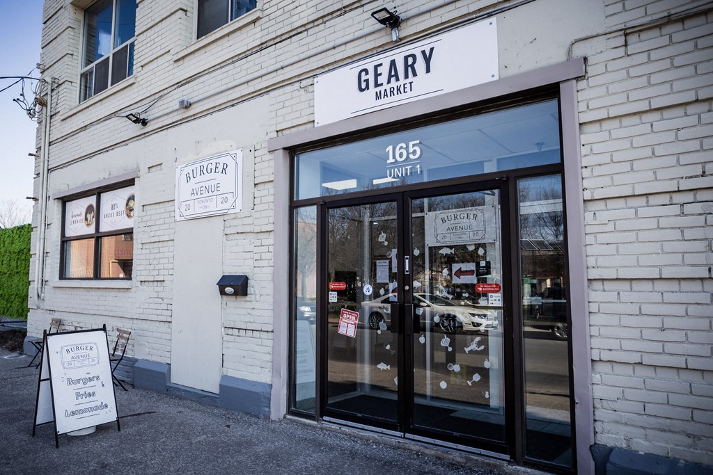 geary market storefront
