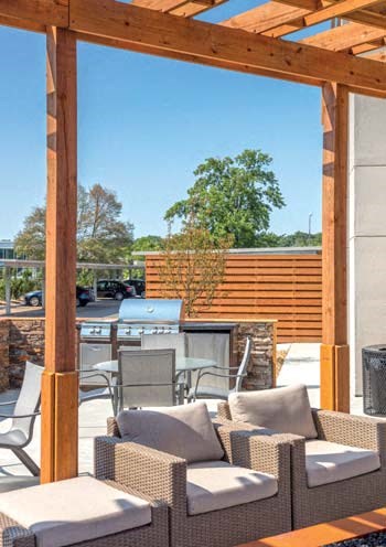 community patio - Photo Gallery 6