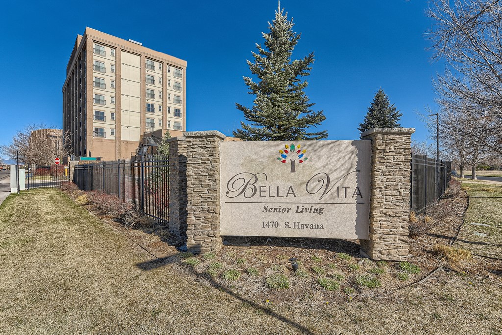 the sign at the entrance of the city