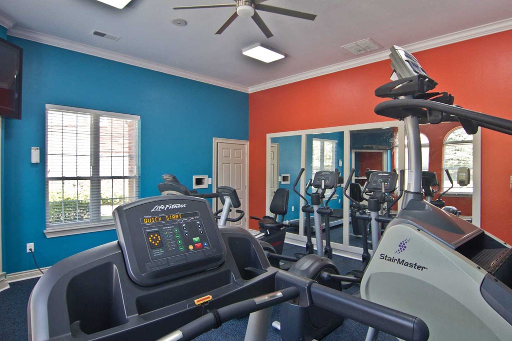 the gym at the apartments for rent