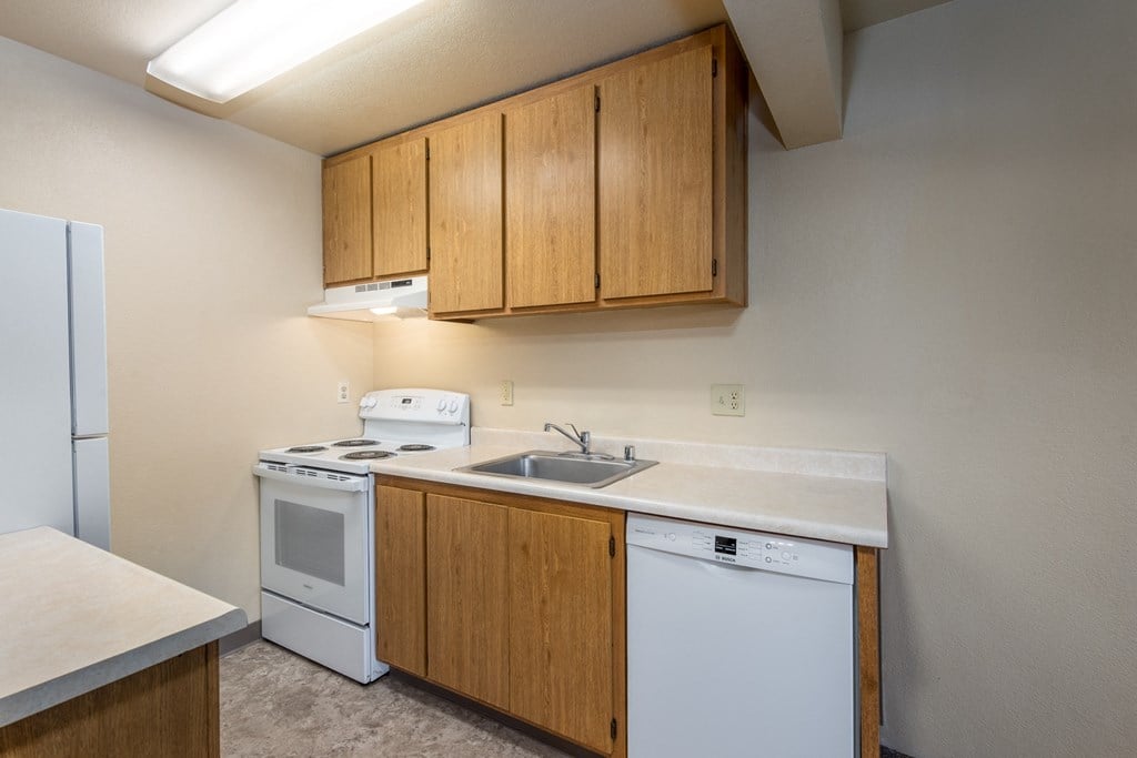Kitchen Counter at Altamont Apartments, Rohnert Park