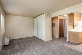 300 Enterprise Drive Studio-1 Bed Apartment for Rent - Photo Gallery 20