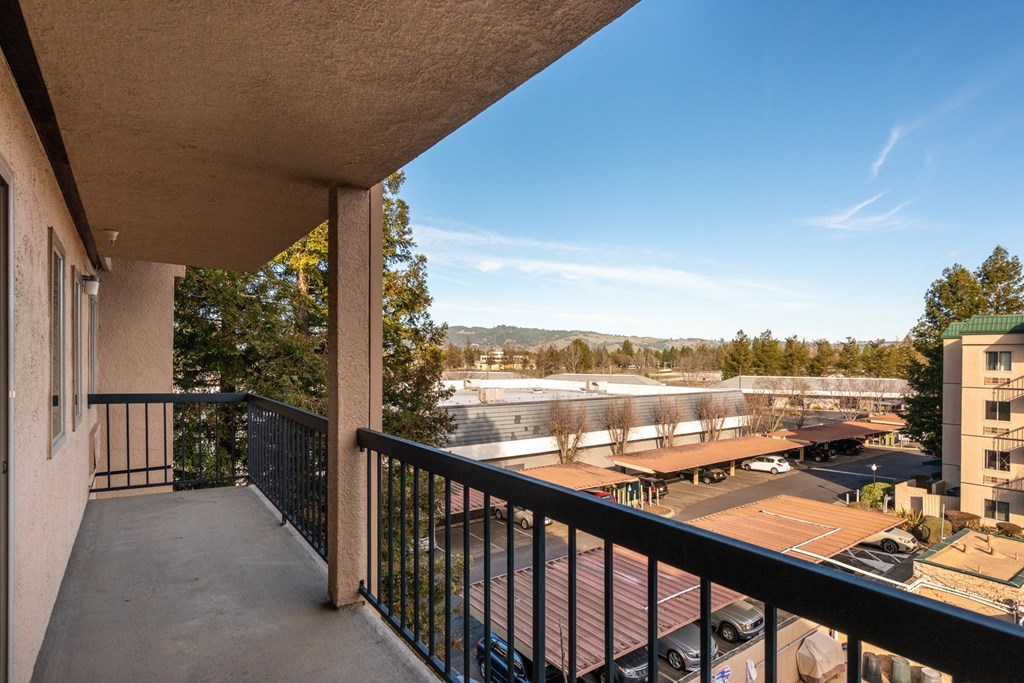 Large Private Patios & Balconies at Altamont Apartments, Rohnert Park, CA, 94928