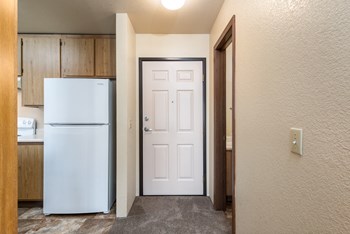 300 Enterprise Drive Studio-1 Bed Apartment for Rent - Photo Gallery 40