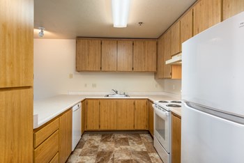300 Enterprise Drive Studio-1 Bed Apartment for Rent - Photo Gallery 41