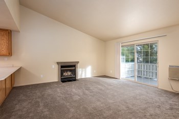 2400-2452 Edgewater Drive 2 Beds Condo for Rent - Photo Gallery 26