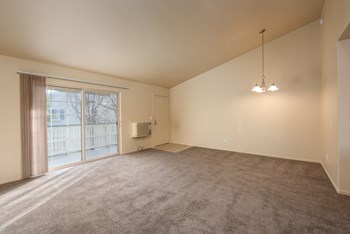 2400-2452 Edgewater Drive 2 Beds Condo for Rent - Photo Gallery 27