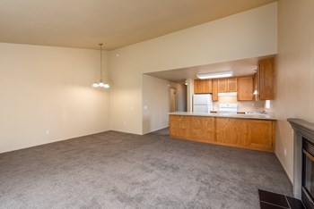 2400-2452 Edgewater Drive 2 Beds Condo for Rent - Photo Gallery 28