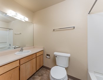 1598 Becky Court 2 Beds Apartment for Rent - Photo Gallery 15