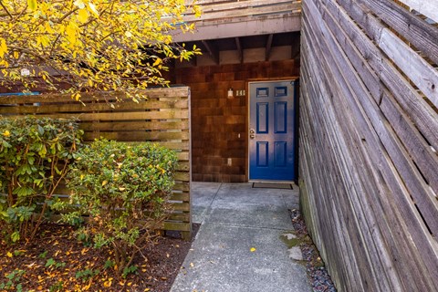 Backyard at Coddingtown Mall Apartments, California, 95401