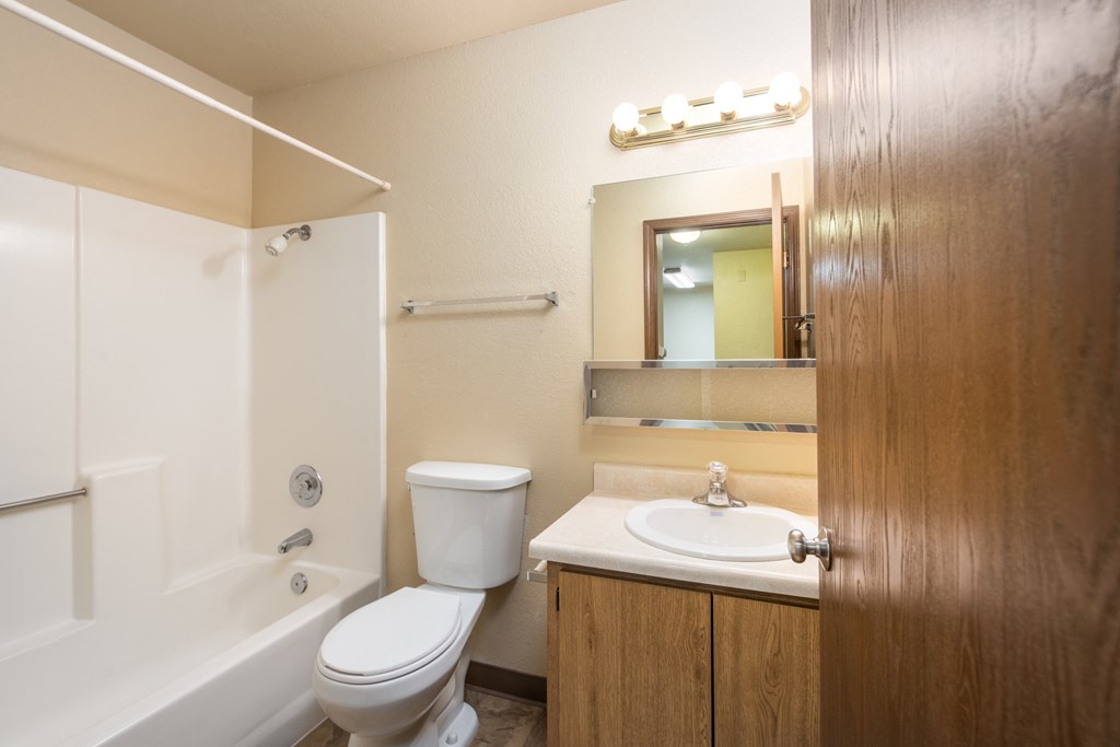 Bathroom With Bathtub at Altamont Apartments, California