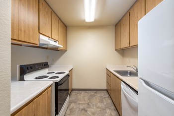 300 Enterprise Drive Studio-1 Bed Apartment for Rent - Photo Gallery 32