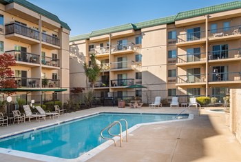 300 Enterprise Drive Studio-1 Bed Apartment for Rent - Photo Gallery 3