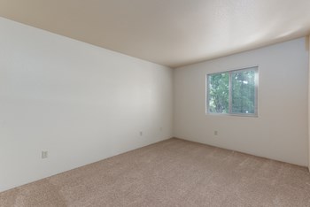 1598 Becky Court 2 Beds Apartment for Rent - Photo Gallery 13