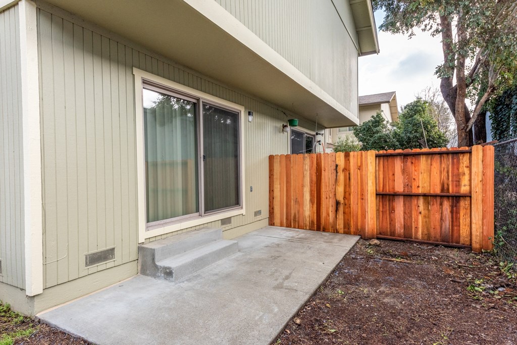 Backyard at Meadowrock Duplexes, California, 95403