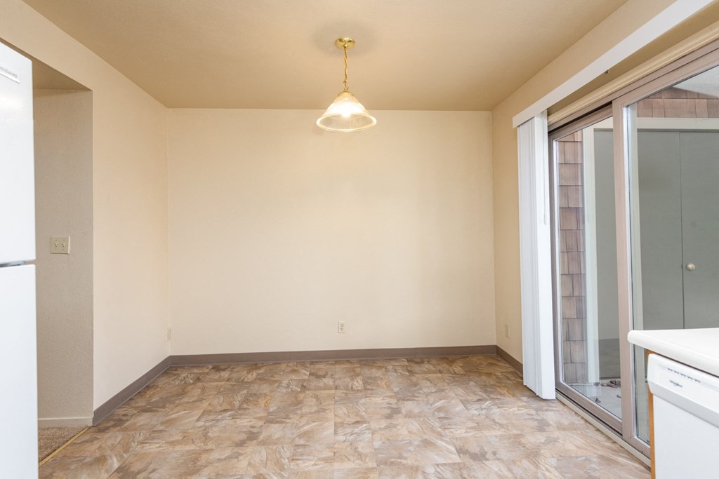 High Ceiling at Meadowview Apartments, Santa Rosa, CA, 95407