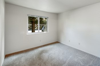 310 Butterfly Lane 1-2 Beds Apartment for Rent - Photo Gallery 23