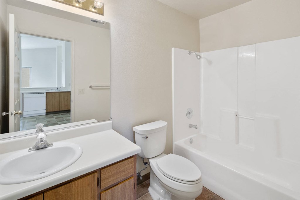 Bathroom With Bathtub at Meadowview Apartments, Santa Rosa, 95407