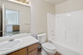 310 Butterfly Lane 1-2 Beds Apartment for Rent - Photo Gallery 34