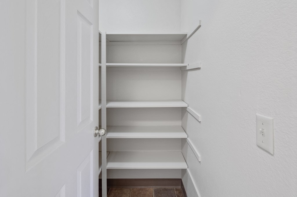 Spacious Kitchen at Meadowview Apartments, California, 95407