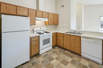 310 Butterfly Lane 1-2 Beds Apartment for Rent - Photo Gallery 32