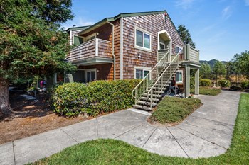 310 Butterfly Lane 1-2 Beds Apartment for Rent - Photo Gallery 5