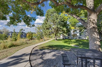 5901 Pierce Street 1-4 Beds Apartment for Rent - Photo Gallery 4
