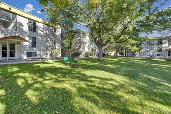 5901 Pierce Street 1-4 Beds Apartment for Rent - Photo Gallery 2